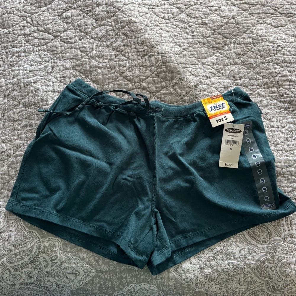 NWT!! Old Navy Green Athletic Shorts Moisture-Wicking Elastic Waist